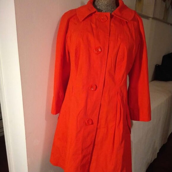Red trench coat, Spring coat, Size 16 - Picture 4 of 4